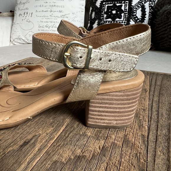 Born Sandal Shoes Womens Size 7 Gold Beaded Ankle Strap Block Heel Dress Comfort - Picture 4 of 13